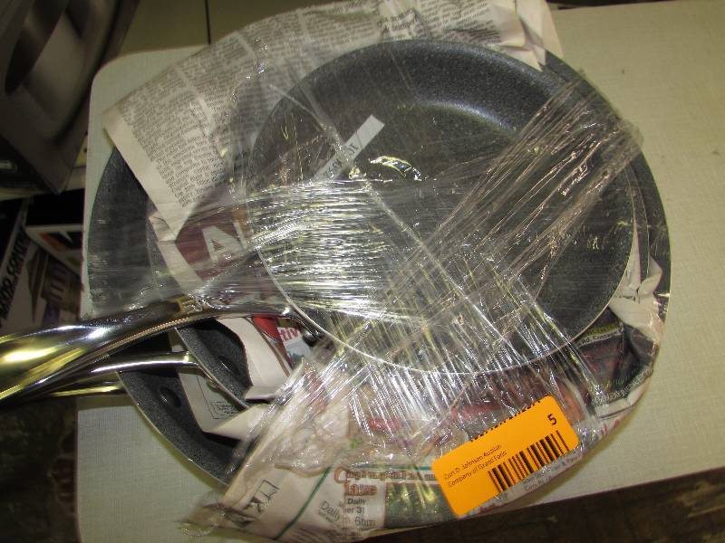 lot 5 image: HENCKELS 3PC GRANITIUM FRYING PANS, MSRP $79.99