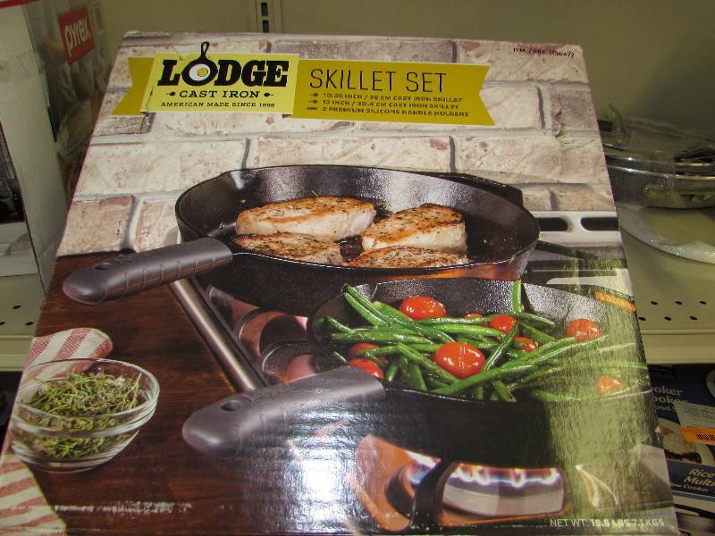 lot 6 image: LODGE 2PC CAST IRON, MSRP $39.99