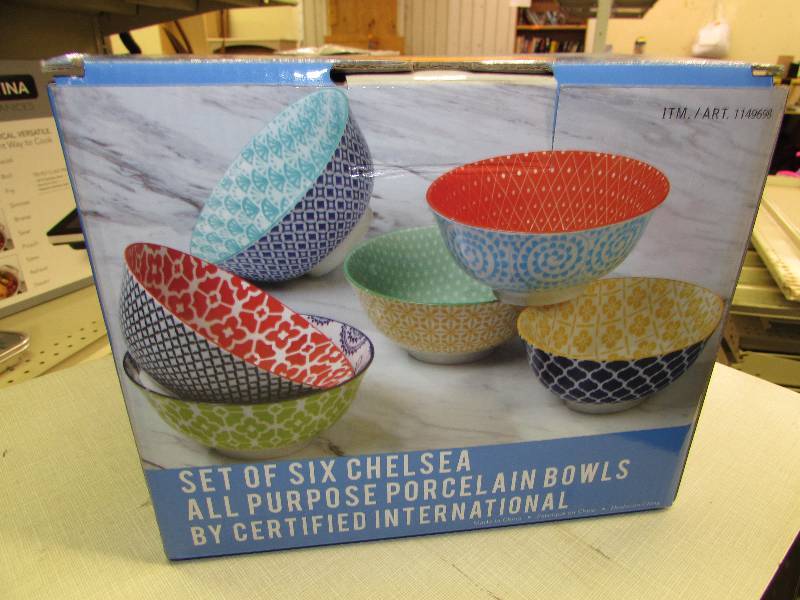 lot 28 image: PORCELAIN PATTERN BOWL SET, MSRP $16.99
