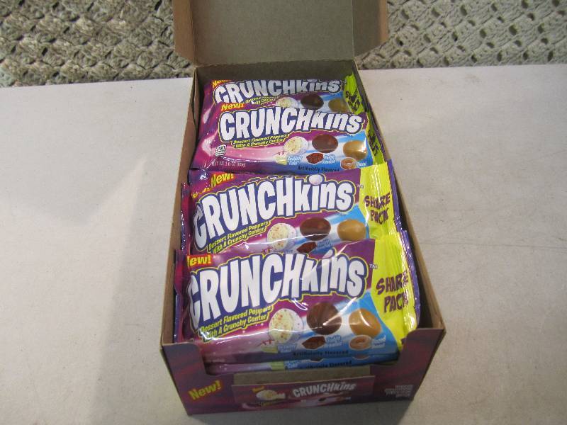 lot 41 image: Box of 16 Bags Crunchkins Dessert F...
