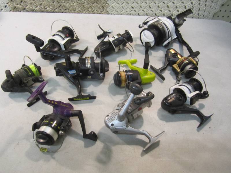 lot 106 image: Lot of 10 Misc Fishing Reels Some a...