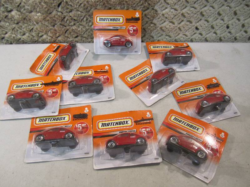 lot 108 image: Lot of 10 Matchbox Concept 1 Beetle...