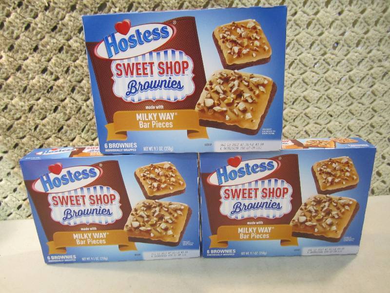 lot 172 image: Lot of 3 Boxes Hostess Sweet Shop B...