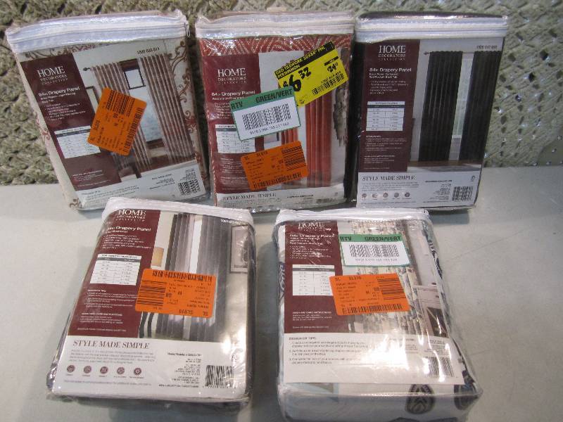 lot 215 image: Lot of 5 Misc Drapery Panels  RMC...
