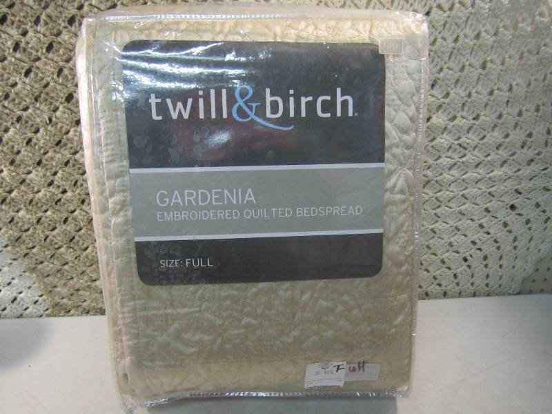 lot 330 image: Full Size Twill & Birch Gardenia Em...