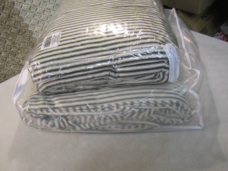 lot 337 image: Lot of 2 Twin Size Black Toile Stri...