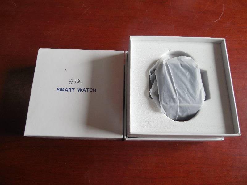lot 95 image: BRAND NEW G12 BLUETOOTH SMART WRIST WATCH WITH CAMERA AND SIM CARD SLOT ( SILVER)