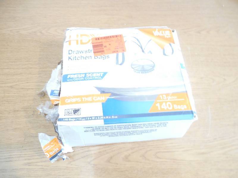 lot 38 image: HDX 13 Gal. Flexpro Kitchen Bag with Fresh Scent (140-Count)