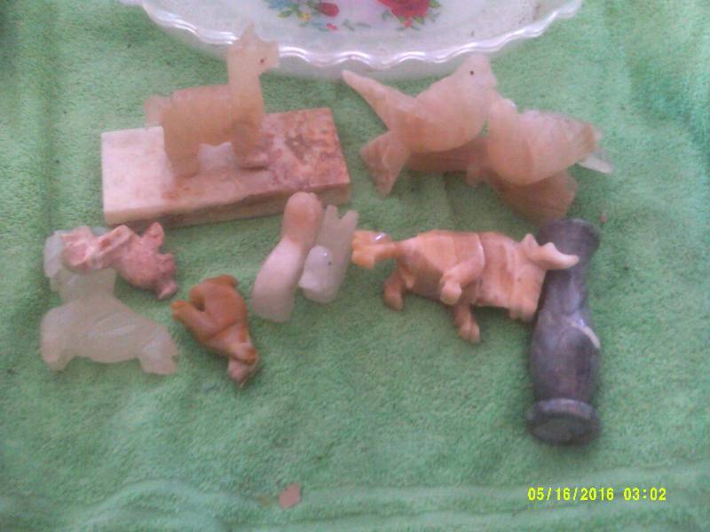 HAND CARVED  FIGURENES