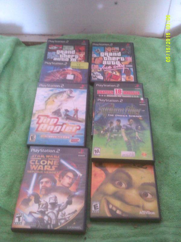 8 PLAY STATION 2