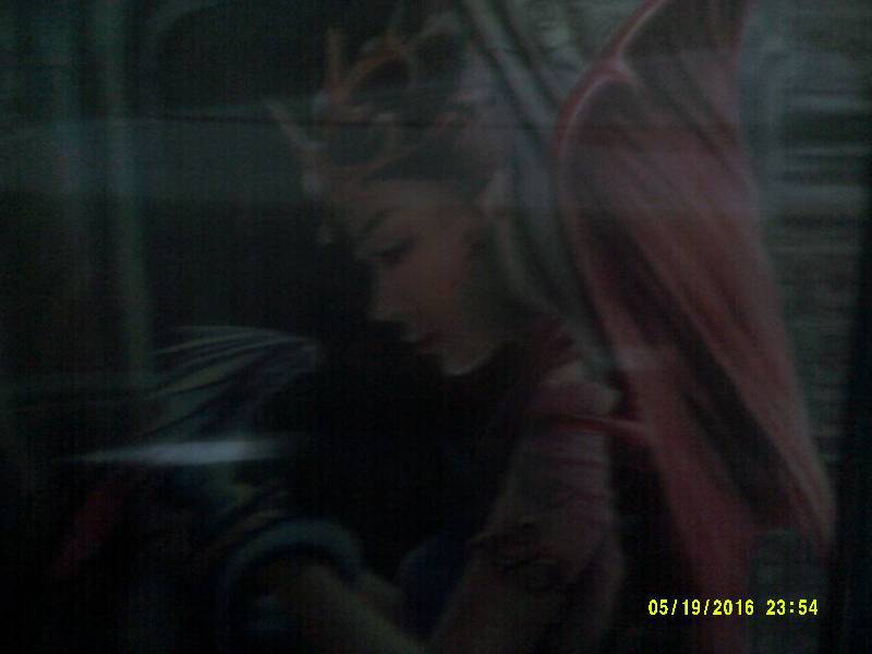 MIRRORED DRAGON PICTURE AND 1 AMERICAN HERO