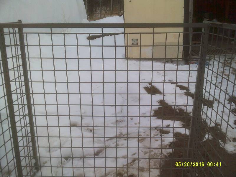 STEEL STORE RACK