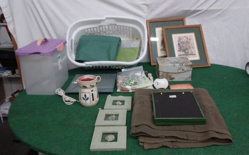 lot 25 image: Box Lot Green Curtain Panels, Shower Curtain, Botanical, Decor Fancy Box, Misc