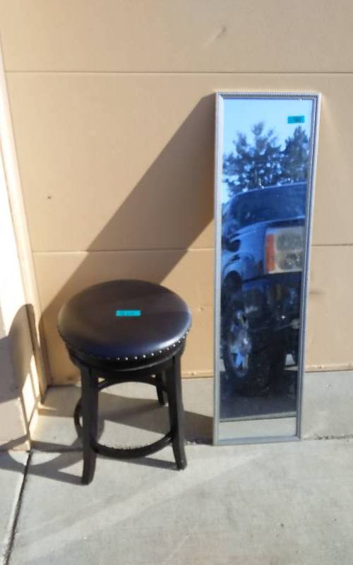 lot 41 image: Nice Padded Swivel Seat Stool With Studs 23 Inches Tall, Mirror 49x14