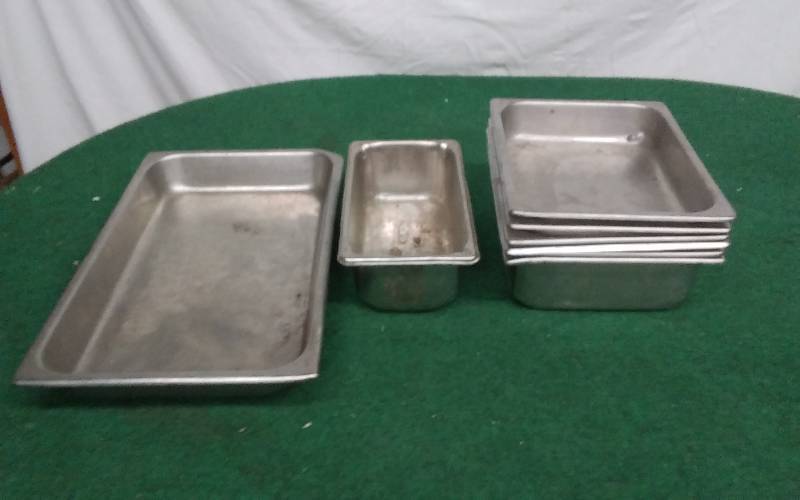 lot 43 image: 8-Assorted Restaurant Pans