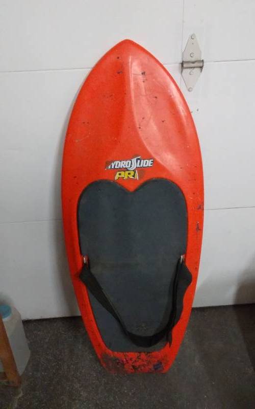 lot 47 image: Hydro Slide Pro Knee Board