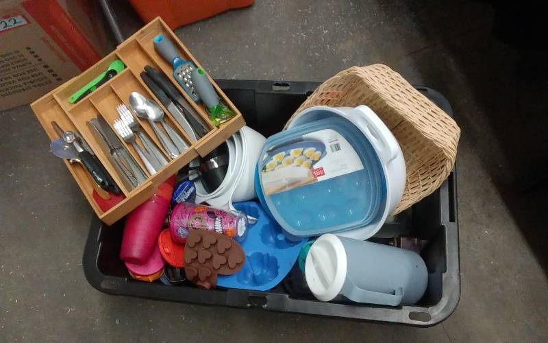 lot 64 image: Heavy Duty Tote With Kitchenwares