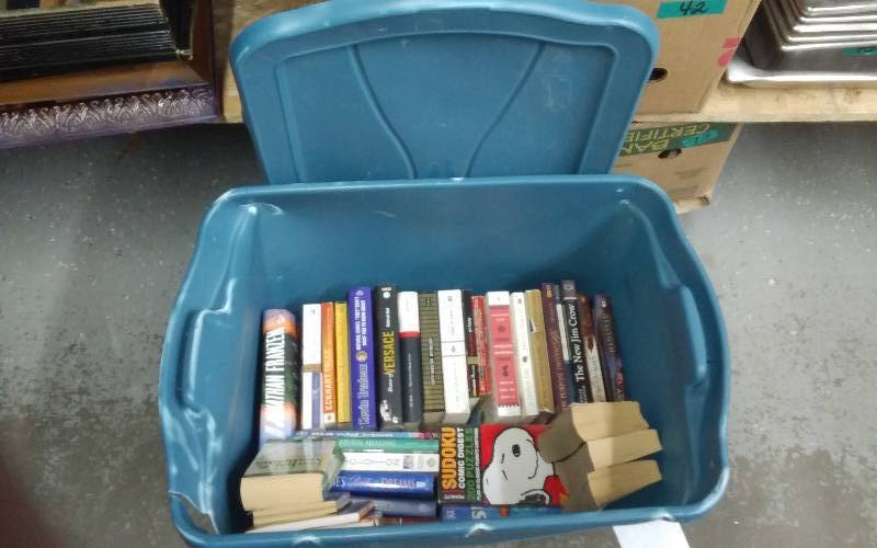 lot 74 image: Tote Full Of Books With Lid