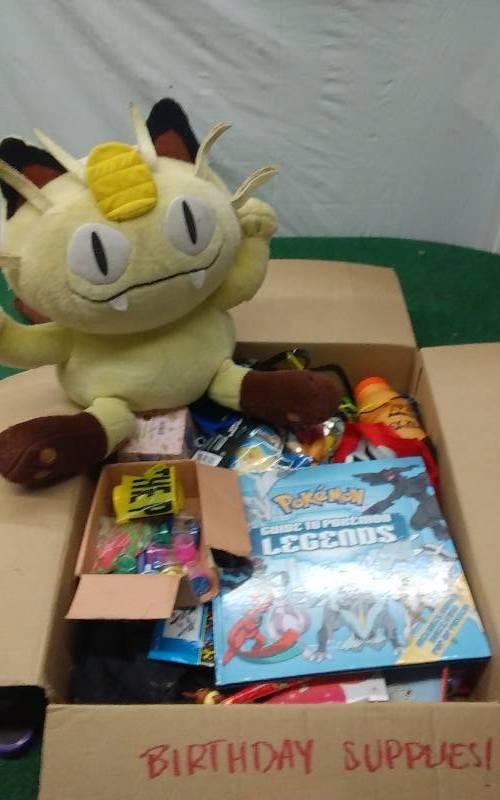 lot 96 image: Lo Of Pokemon Collectibles & Party Goods