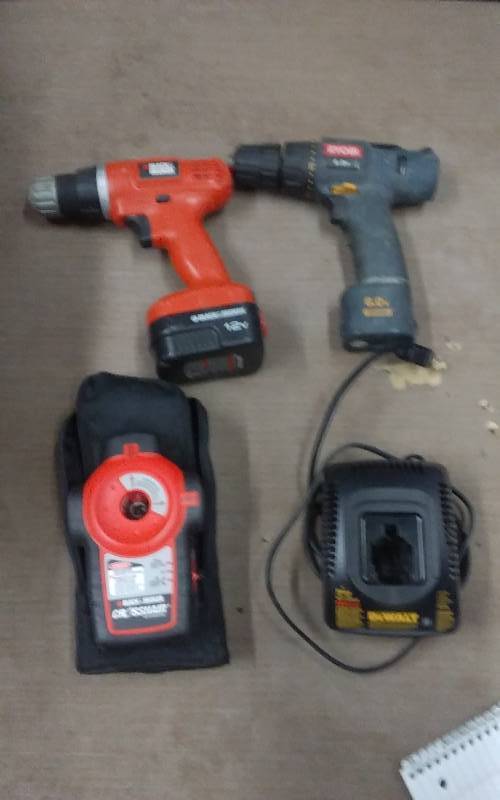 lot 104 image: Black & Decker 12 Volt Drill With Battery (No Charger), Ryobi 6 volt Drill, Battery (No Charger), Dewalt 18 Volt Charger, B & D Crosshair Auto Level