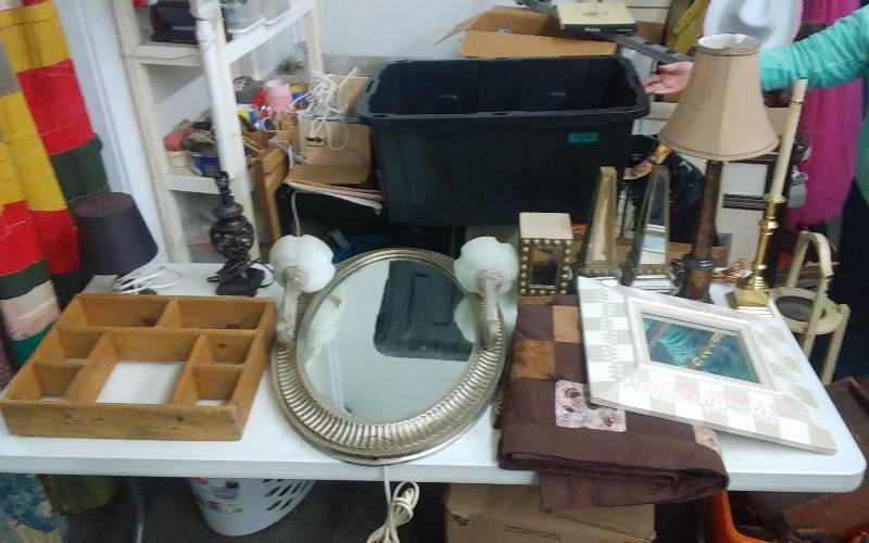 lot 112 image: Large Lot Of Lamps, Wall Decor, Mirrors, Patchwork Quilt, Pine Shadow Box