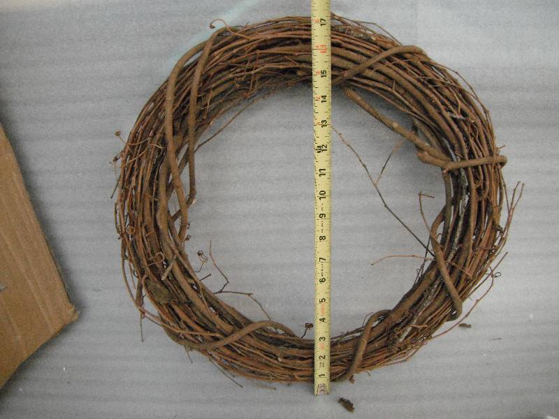 Wreath Approx 17