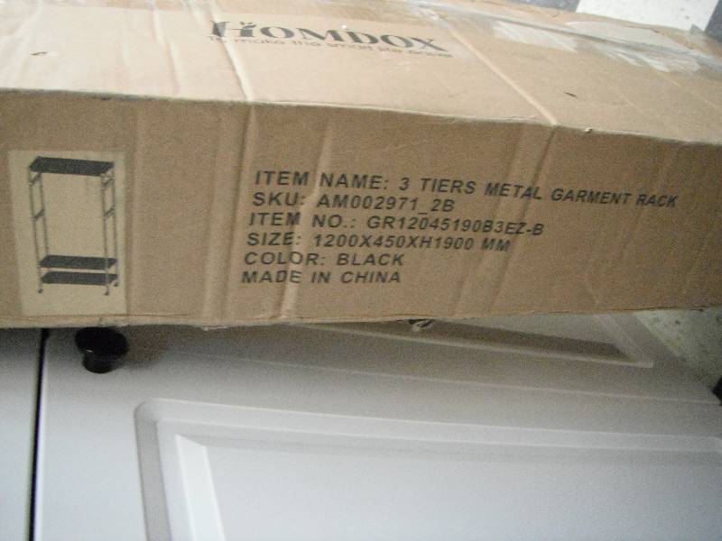 Homdox 3-Tier Metal Garment Rack