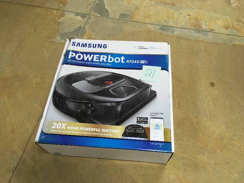 lot 21 image: Samsung Powerbot Robot R7040 Vacuum, Neutral Gray in working condition