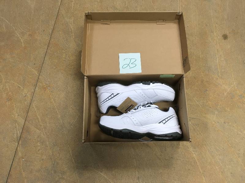lot 23 image: Kirkland Signature Mens Athletic Shoes White-Size 10 not used