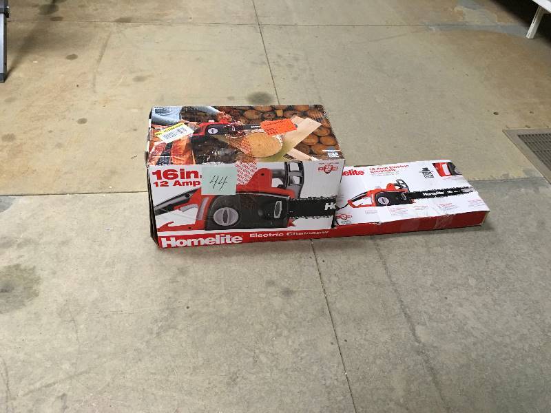 lot 44 image: Homelite 12 amp 16 in Electric Chainsaw in good working condition