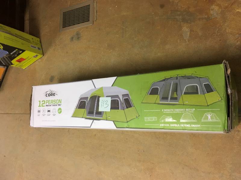 lot 113 image: Core 12 Person Instant Cabin Tent