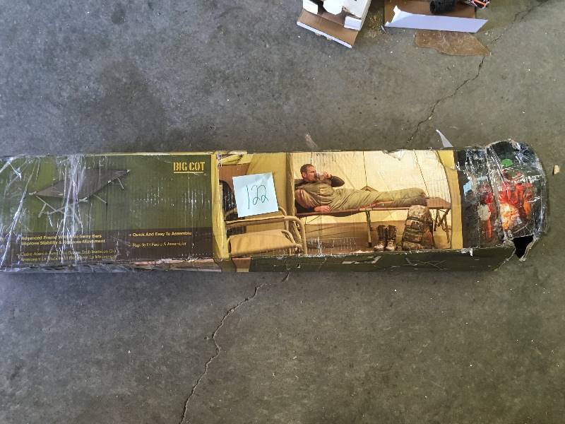 lot 122 image: Sumbberjack Big Cot open box not used