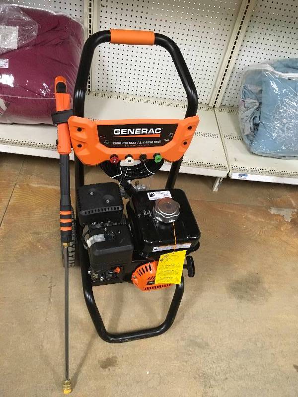 lot 135 image: Generac 2500 PSI 2.4 GPM Pressure Washer in like New working conditions