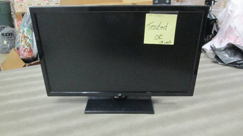 lot 31 image: 19 InchTV with remote- tested...