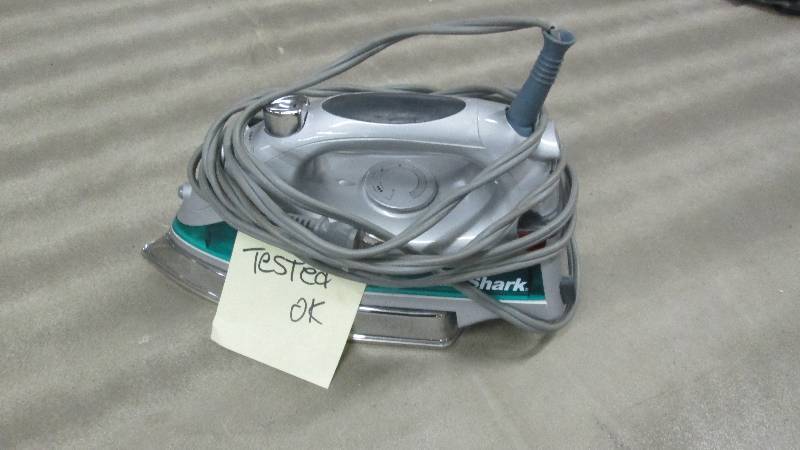 lot 35 image: Shark Steam Iron- tested...