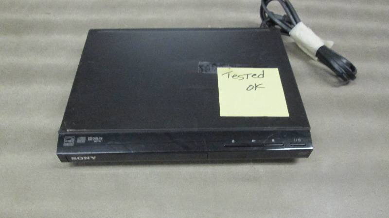 lot 37 image: Sony CDDVD Player...