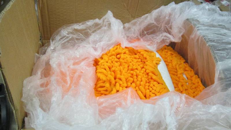lot 41 image: Case of 50 Orange Frizzy Car WashS...