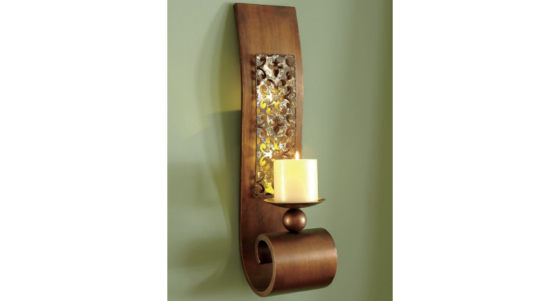 lot 200 image: Lighted Wall Sconce open box Retail...