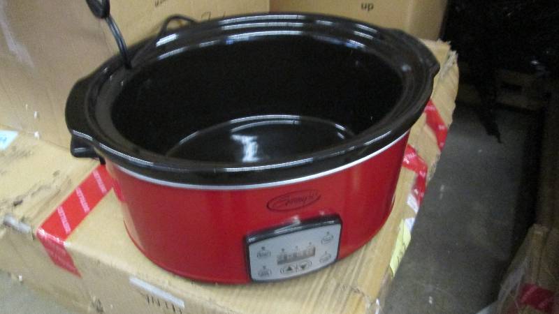lot 139 image: Digital 6.5-Qt. Divided Slow Cooker...