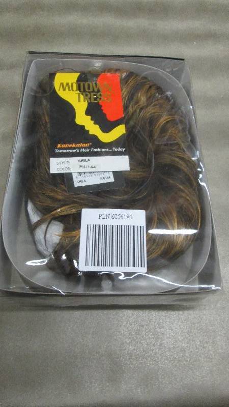lot 214 image: Motown Tress SHILA - Motown Full Wi...