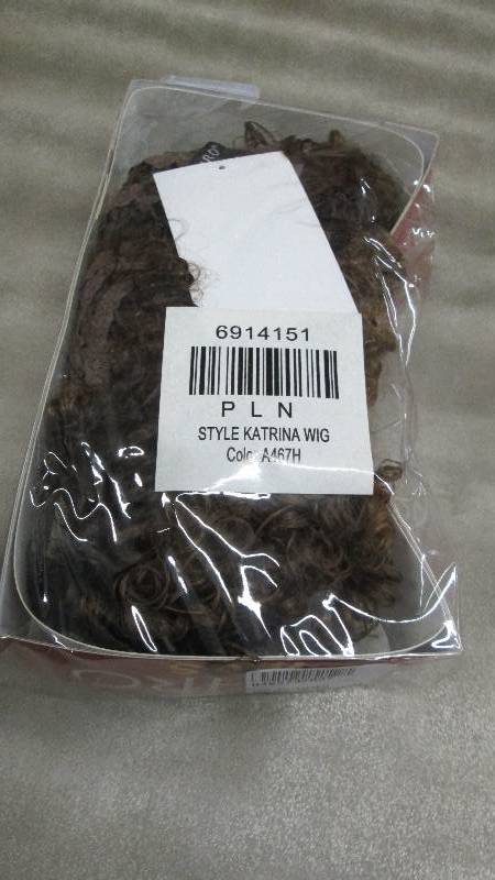 lot 222 image: Ashro Captivating Katrina Wig Retai...