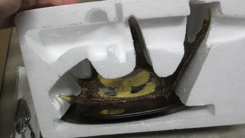 lot 265 image: Personalized Eagle Knife Stand...