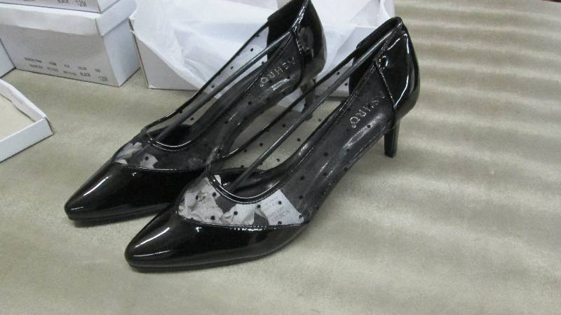 lot 278 image: Size 12M Ladies  Ashro Valenteen Pu...