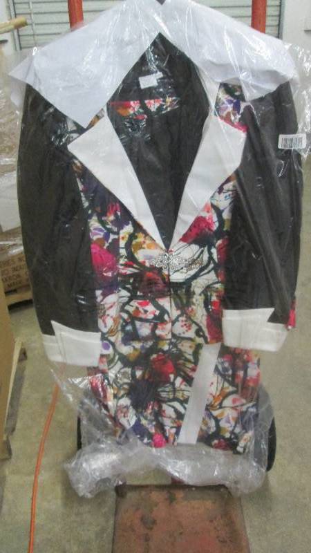 lot 306 image: Ashro Size 8 Ladies 2 Piece Outfit...