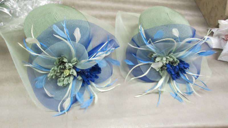 lot 334 image: Lot of 2 Ladies Hats...