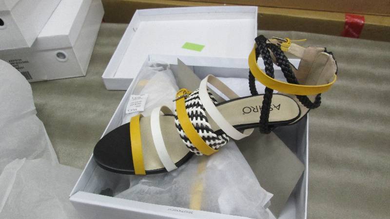 lot 366 image: Ashro Size 12M Ladies Izzy Sandal C...