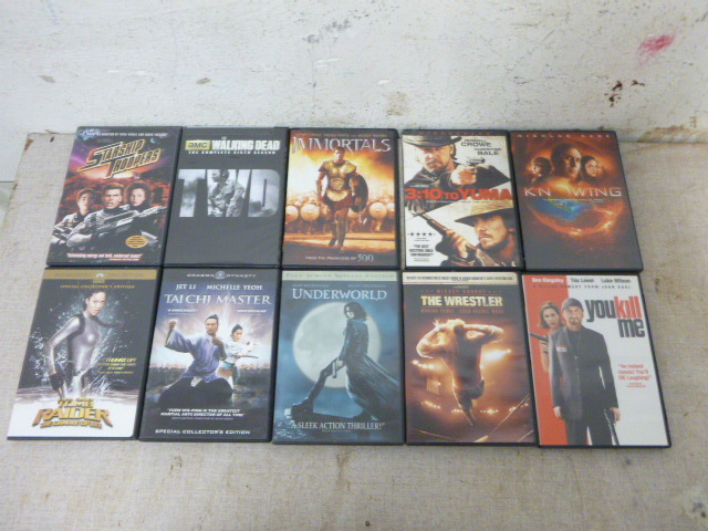 lot 32 image: 10 DVD Movies