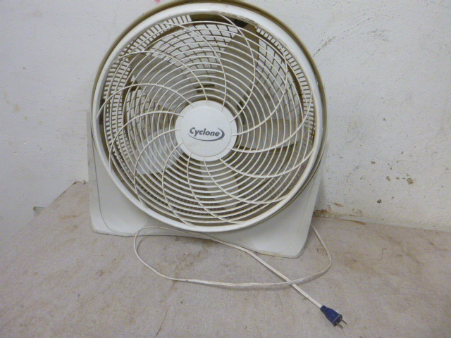 lot 41 image: Lasko Cyclone Fan