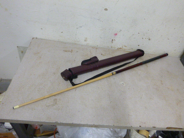 lot 63 image: Sportcraft Pool Cue