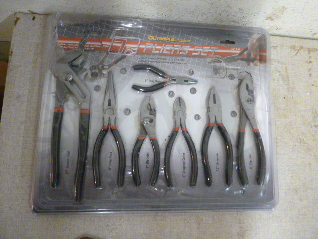 lot 86 image: Olympia 7 Piece Pliers Set